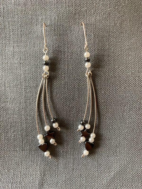 Hematite and Pearls - Dangle Earrings- 22006